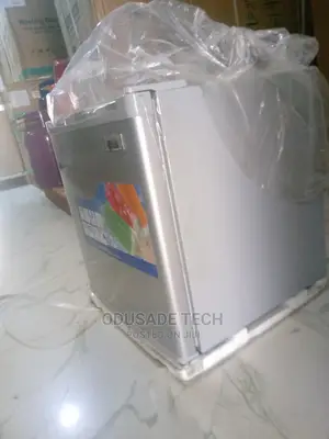 Advanced LG Bedside Refrigerator Gc-065l