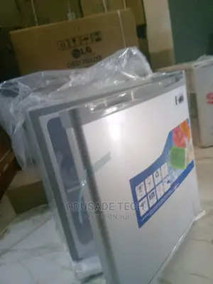 Amazing LG Mini Bedside Refrigerator Gc-065l