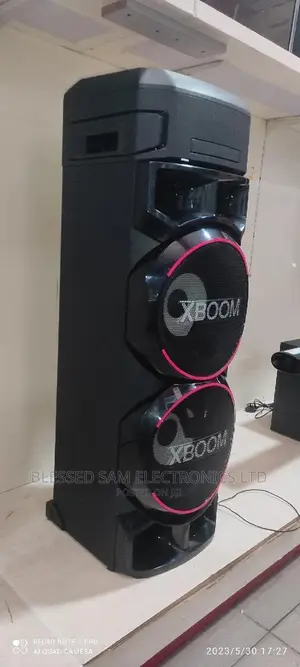 Lg Karaoke Star( 1800w )X Boom Super Powerful Sound>Usb 2yrs