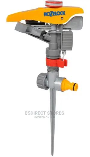 Hozelock Plus Pulsating Round Area Garden Sprinkler 450m2