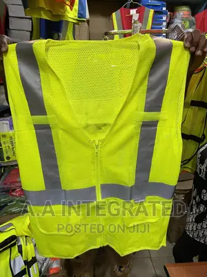 Reflective Jacket With Net Design