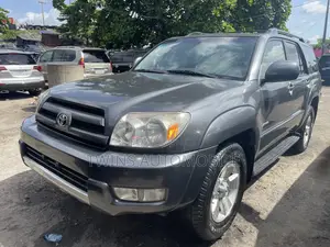 Toyota 4-Runner Limited V6 4x4 2005 Gray