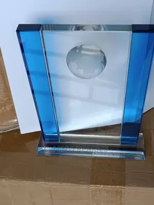 Glass Award Plaque R40