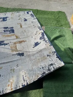 Quality Center Rug