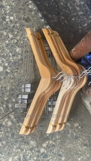 10 Pieces A Pack Wooden Clothes Clip Hangers