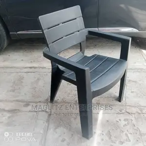 Quality Plastic Chairs