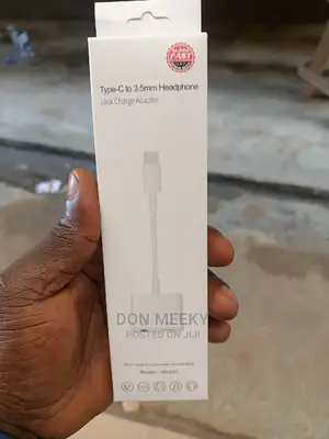 Type C to 3.5mm Headphone Jack Charge Adapter