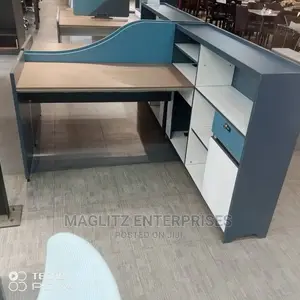Executive Work Station With Cupboard