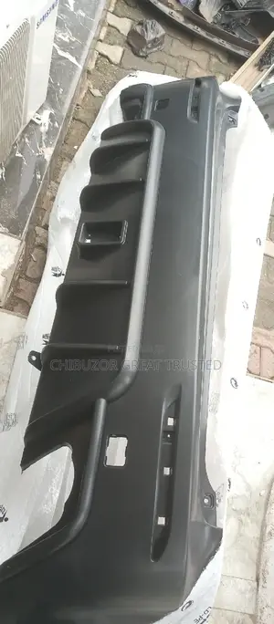 Complete Back Bumper Is 250