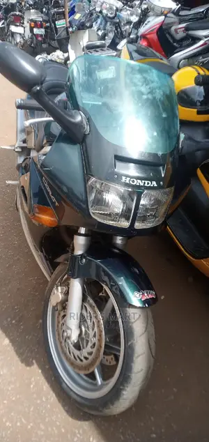 Honda VFR 700F 2017 Green