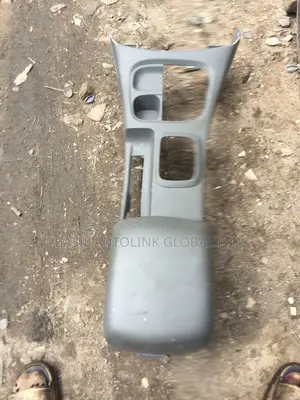 Hilux 012 Console