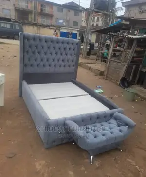 Quality 4.5by6 Upholstery Padded Bed Frame With One Footrest