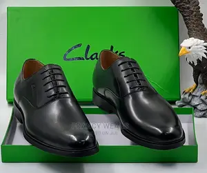 Good Quality Black Men's Clark Shoes