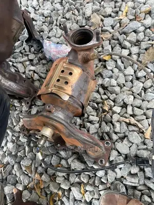 Manifold Catalyst Hyundai Santa Fe 2018 Model