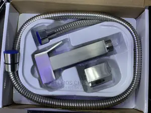 Anti Rust Square Pressing Shower