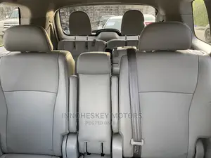 Toyota Highlander Limited 3.5l 4WD 2013 Gray