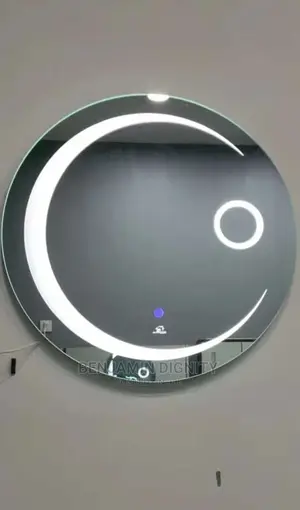 Mirror With Light