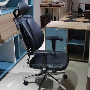 Office Ergonomic Swivel Leather Chair