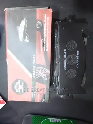 Front Brake Pad for Lexus Es350 (Super Gold)