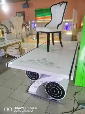Luxury Dinning Set With Six Chair and Table