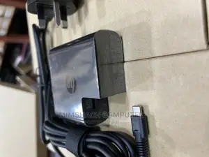 Hp Square Shape 65wh Type C Charger