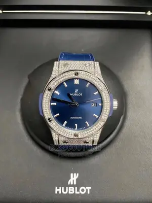 Original HUBLOT RUBBER Strap Watch Available in Store