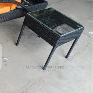 Quality Side Stool Tabl