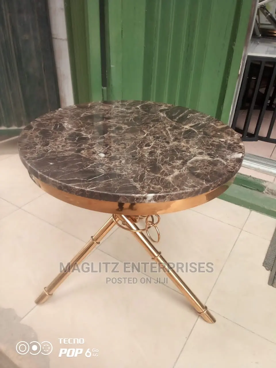 Quality Side Stool Table