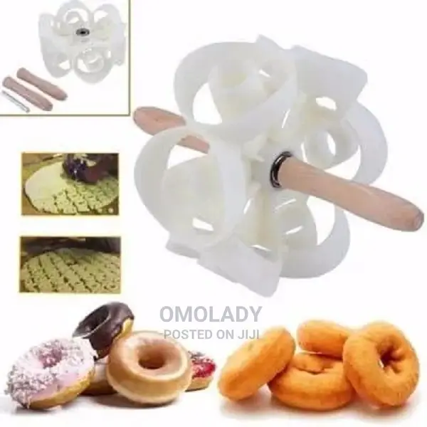 Revolving Donut Cutter