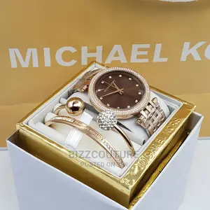 Original MICHAEL KORS Ladies Gold Chain Available in Store