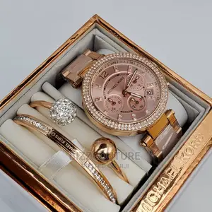 Original MICHAEL KORS Ladies Gold Chain Available in Store
