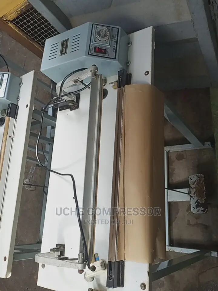 Sealing Machine