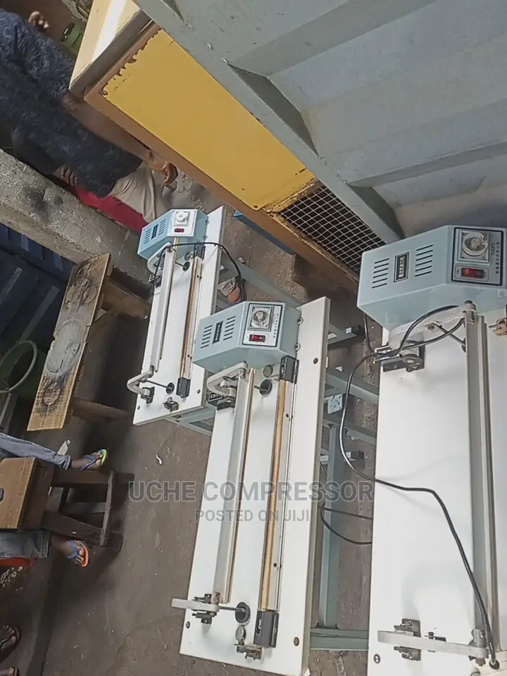 Sealing Machine