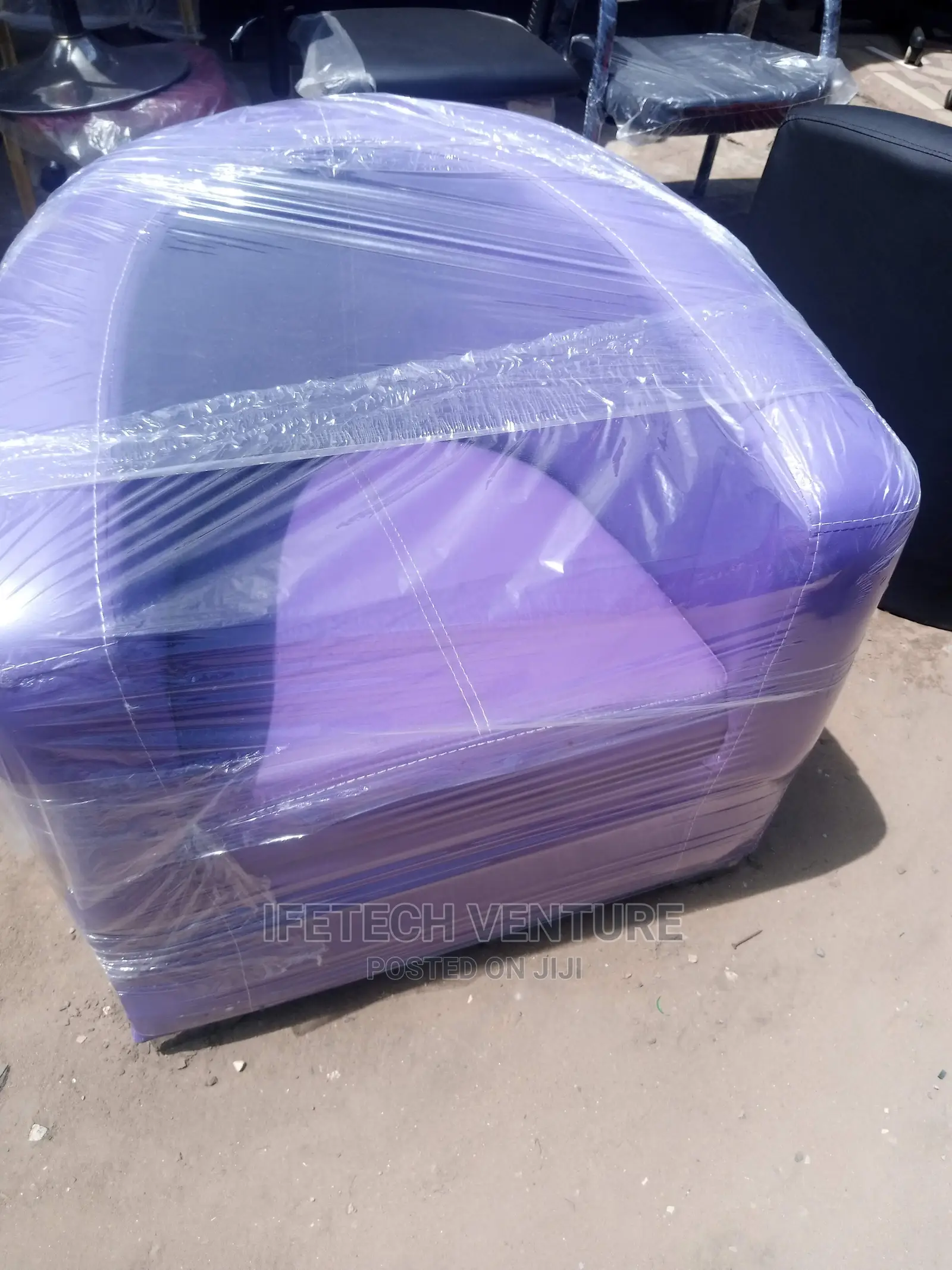2 in 1 Sofa Chair With Table