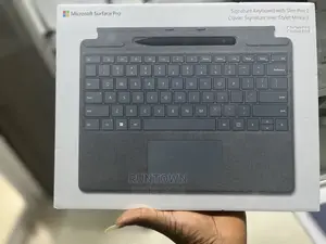 Microsoft Surface Pro Signature Keyboard Cover Slim Pen 2