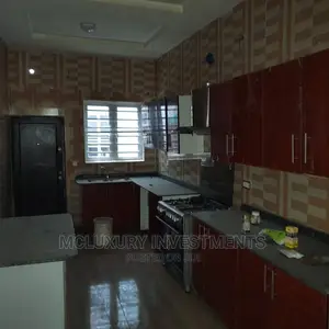 Furnished 4bdrm Townhouse/Terrace in Ruxbury, Lekki for Sale