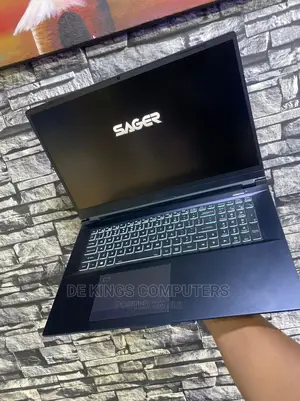 New Laptop Sager NP7876 32GB Intel Core I7 SSD 1T