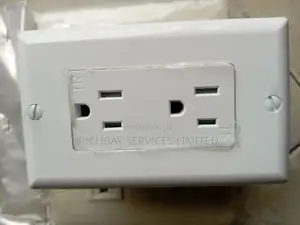 110/125v Tr Socket