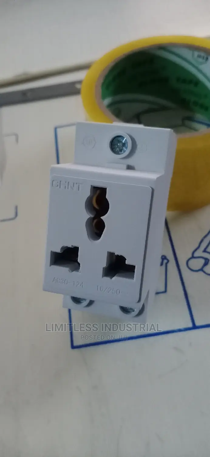 13A Industrial Panel Socket
