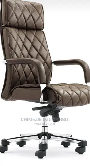 Black/Brown Executive Swivel Chair