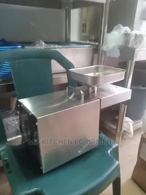 Oil Extractor Machine