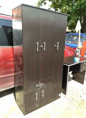 A Quality 3ft by 6ft Wardrobe