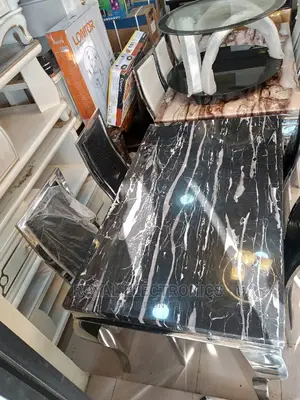 Standard 4 Chairs Modern Marble Top Dining Sets