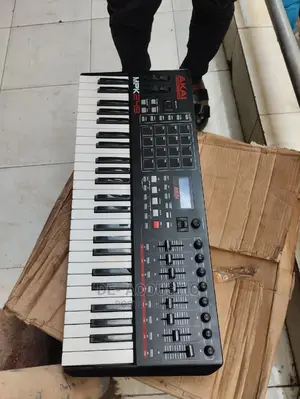 Akai MPK 249 16 Drum Pad Midi Keyboard