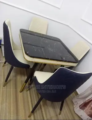 High Quality Marble Top Dinning Table With Four Pin Seats