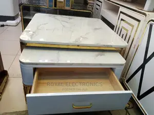 Royal Center Table