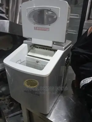 London Used 9cube Ice Cube Machine