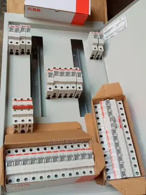 First Grade ABB D12--3phase Distribution Board