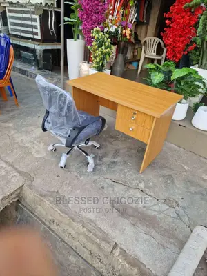 Office Table With Chair