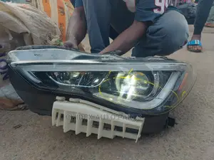 Q60 Headlamp